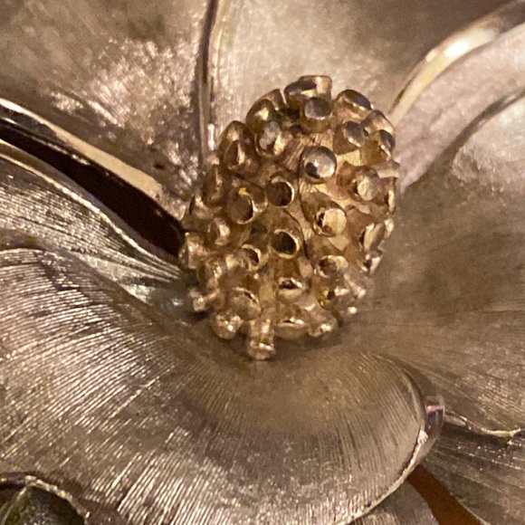 Pretty vintage silver tone brooch PM 1734 - Picture 3 of 4